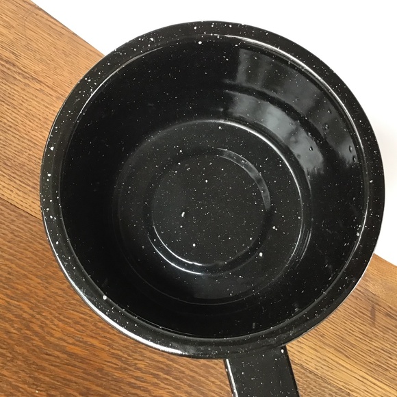 Vintage Enamelware Saucepan Black Speckled Cooking Camping Pan - Picture 2 of 13
